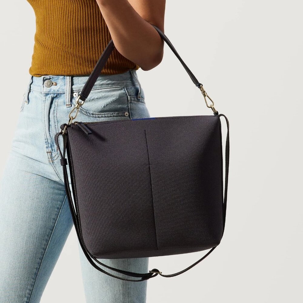 Perfect Condition: Rothy's The Mini Zip Bucket in Ink and Ivory